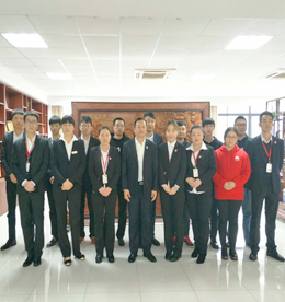 2016年11月8日，777盛世国际学院组织了为期一天的777盛世国际手机连锁有限公司新店长和储备店长的新任主管培训。