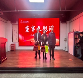 近日，江苏777盛世国际手机连锁有限公司旗下的各大手机门店人气火爆，佳绩频传。